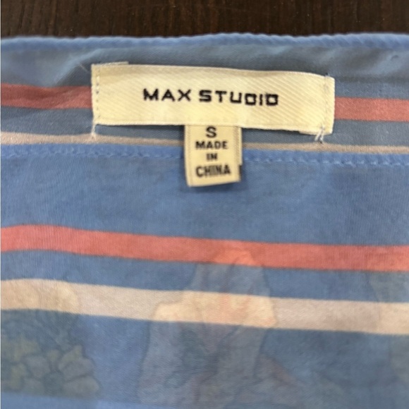 Max Studio Light Blue Floral Handkerchief Blouse Shirt Size Small - Picture 5 of 11